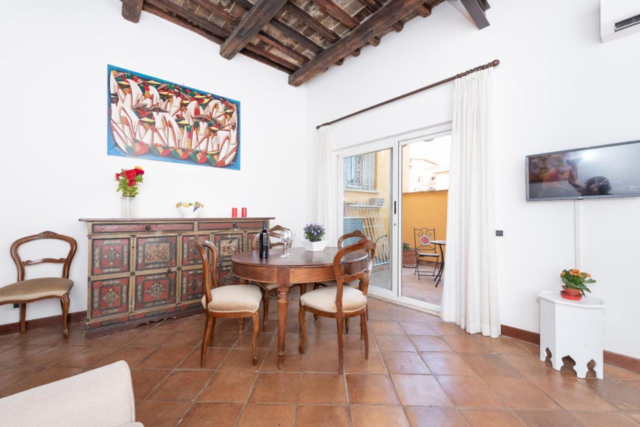Stunning Campo De Fiori Apartment With Terrace Roma Exterior foto